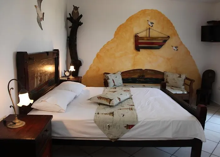 Danai * Agia Anna (Naxos)