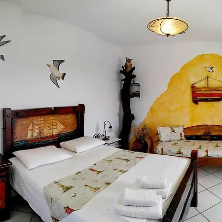 Danai * Agia Anna (Naxos)